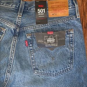 Brand New never worn Levi’s 501 Skinny!